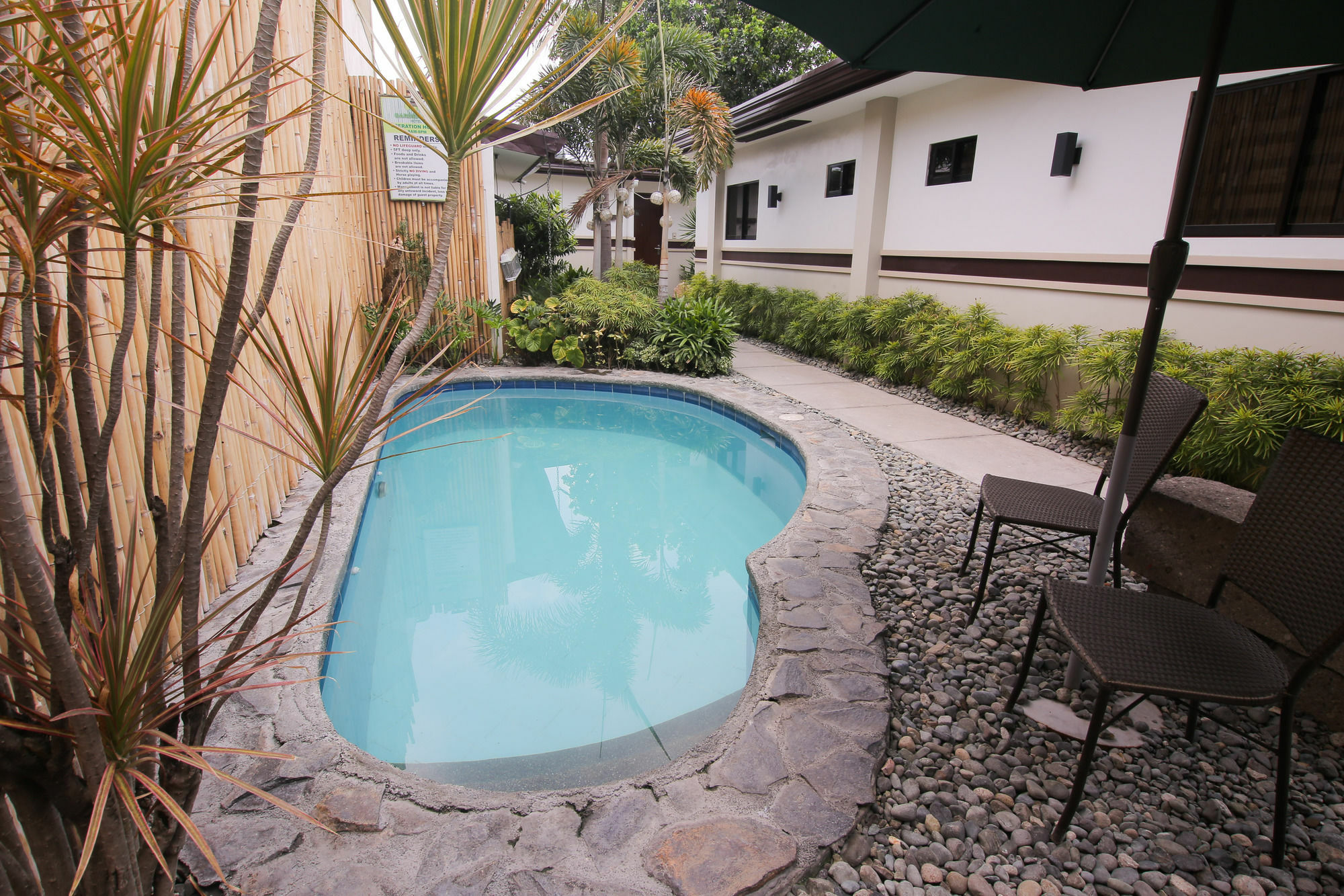 Garden View Hotel Angeles Ngoại thất bức ảnh